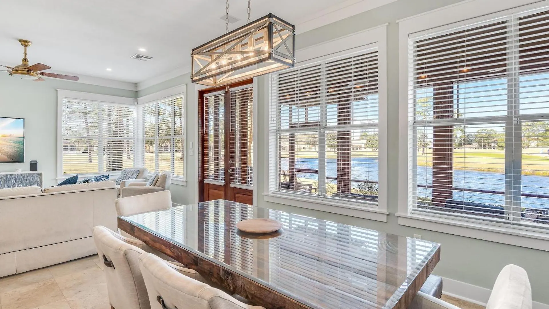 Magnolia Bay 8598 Holiday home