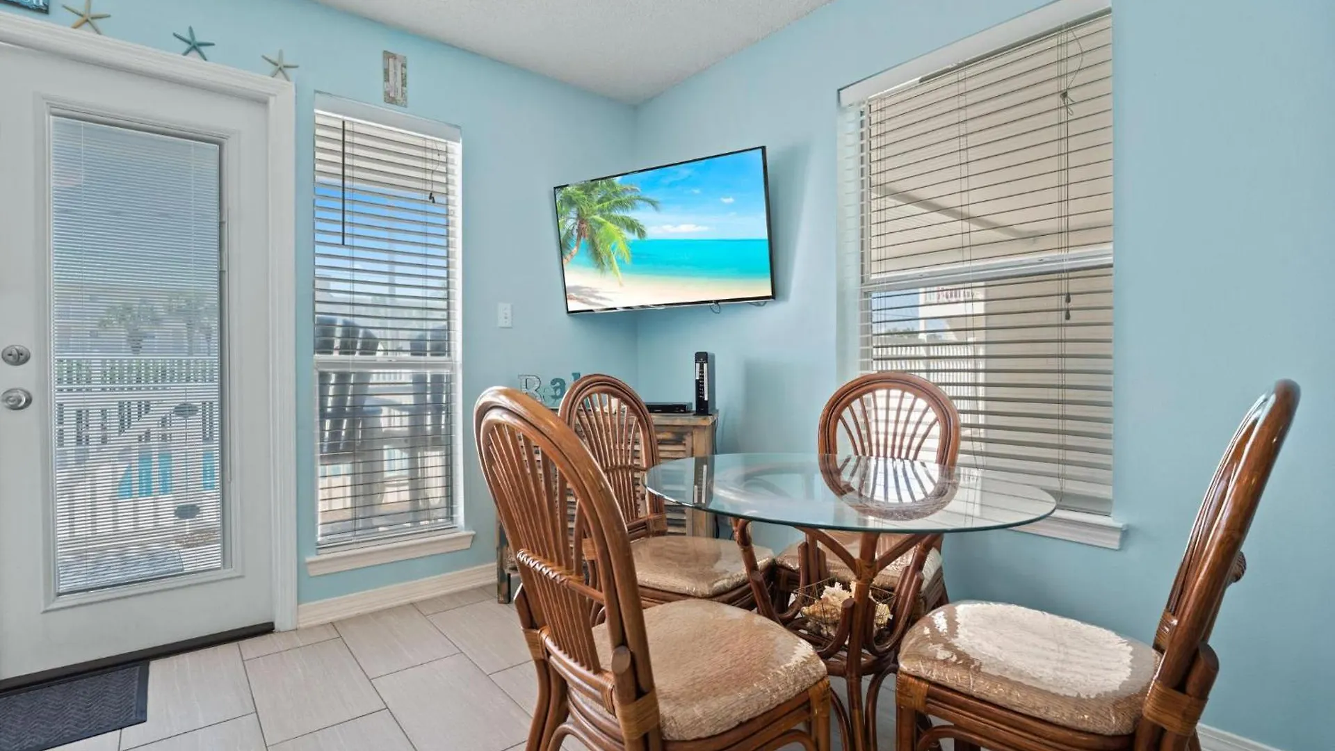 Holiday home Grand Caribbean West 106 