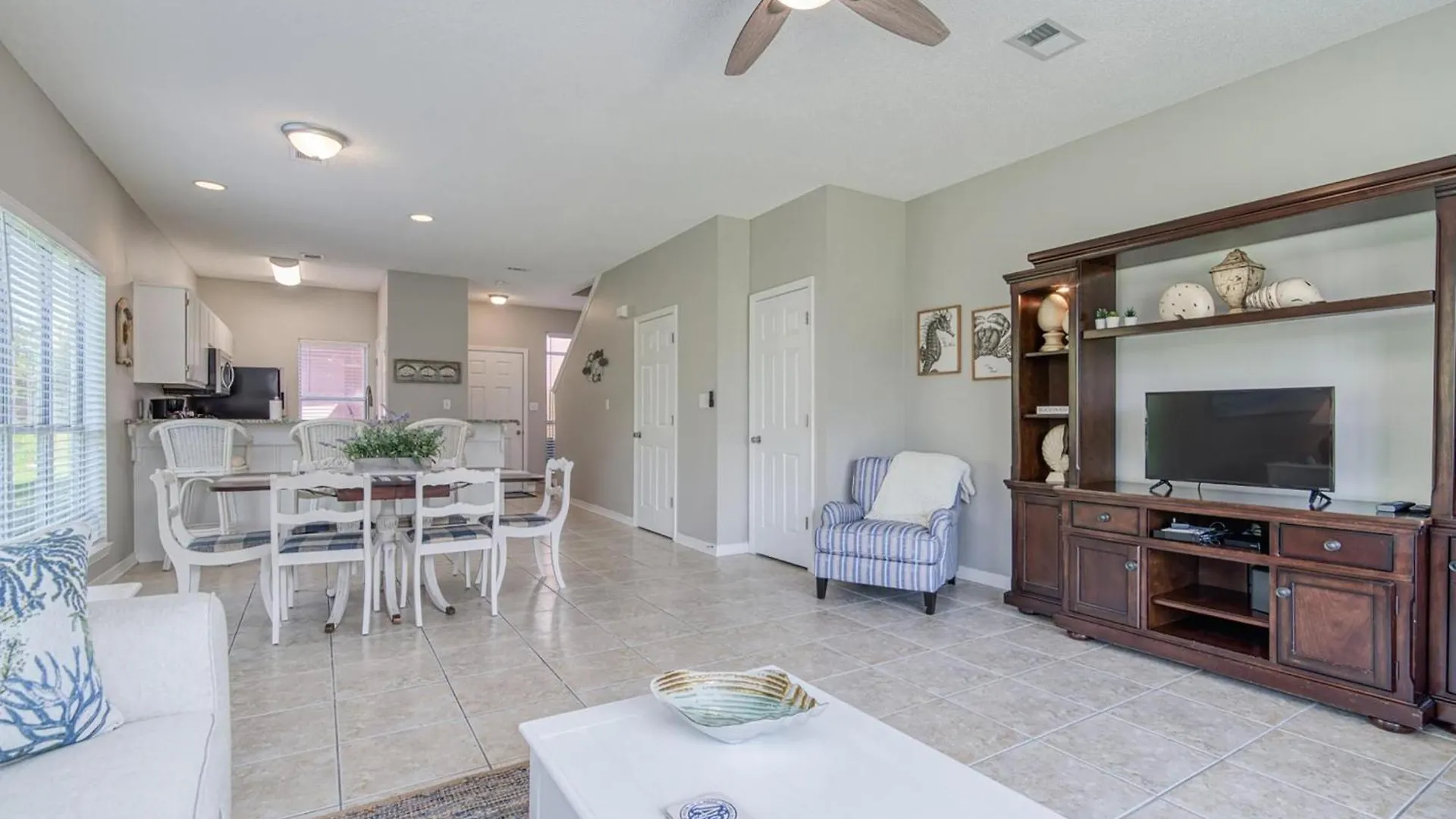 Gulf Walk 506 *