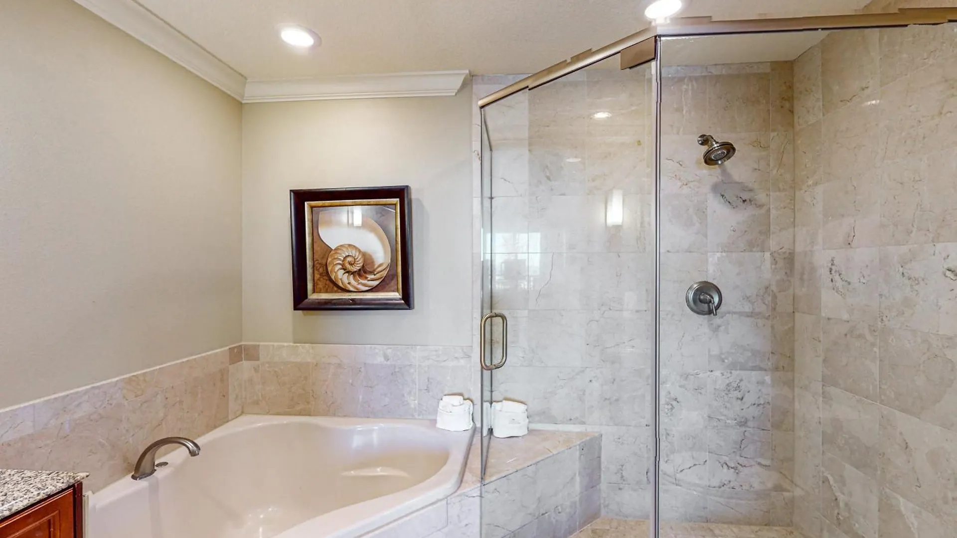 Emerald Grande W625 * Destin
