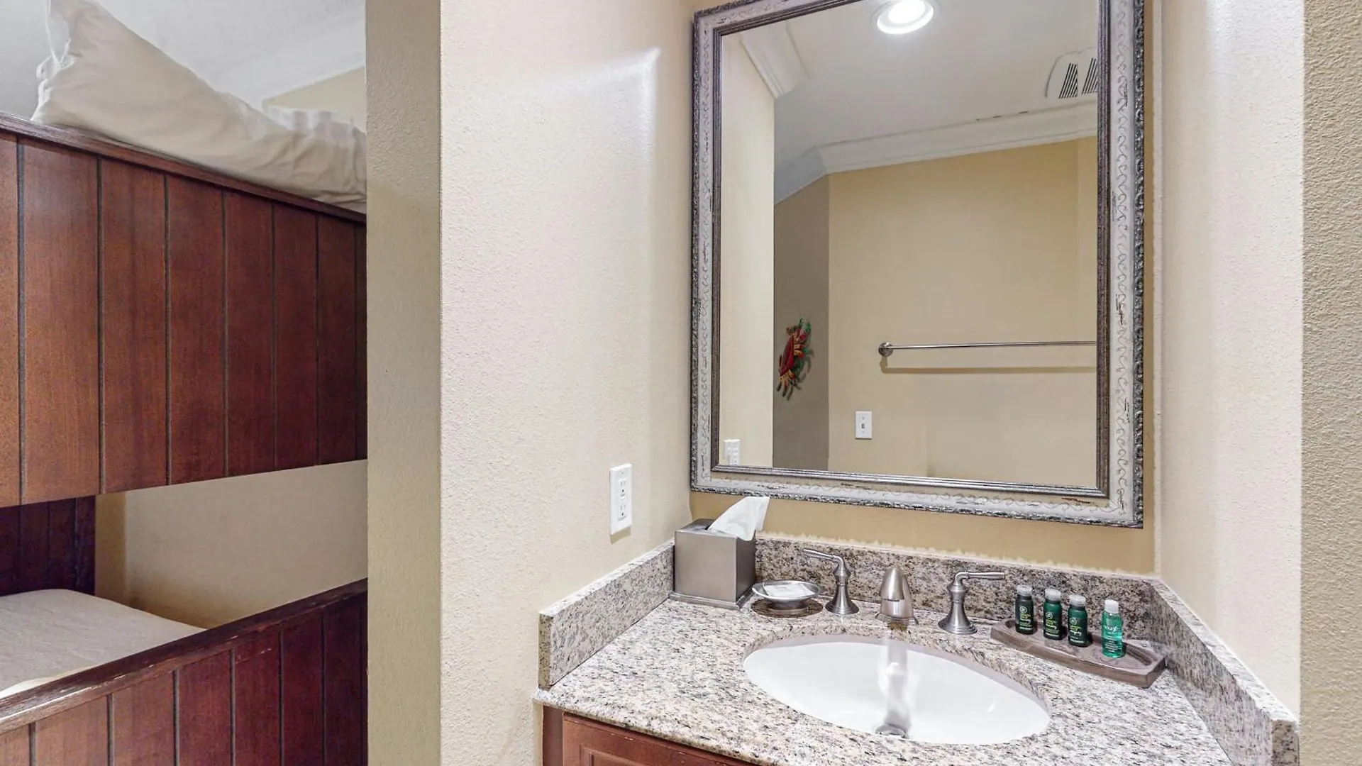 Apartment Emerald Grande W625