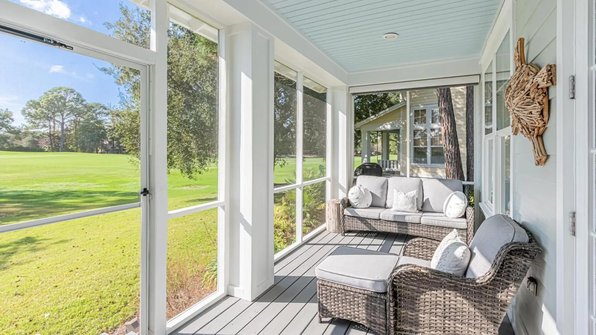 1283 Laurel Grove Holiday home *