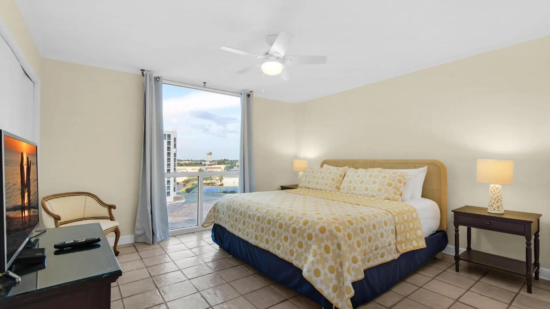 Holiday home Shoreline Towers 1081