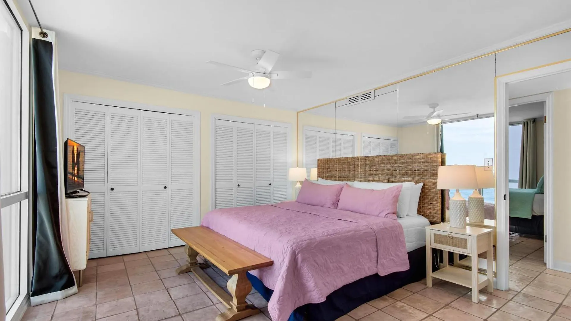 Shoreline Towers 1081 Destin