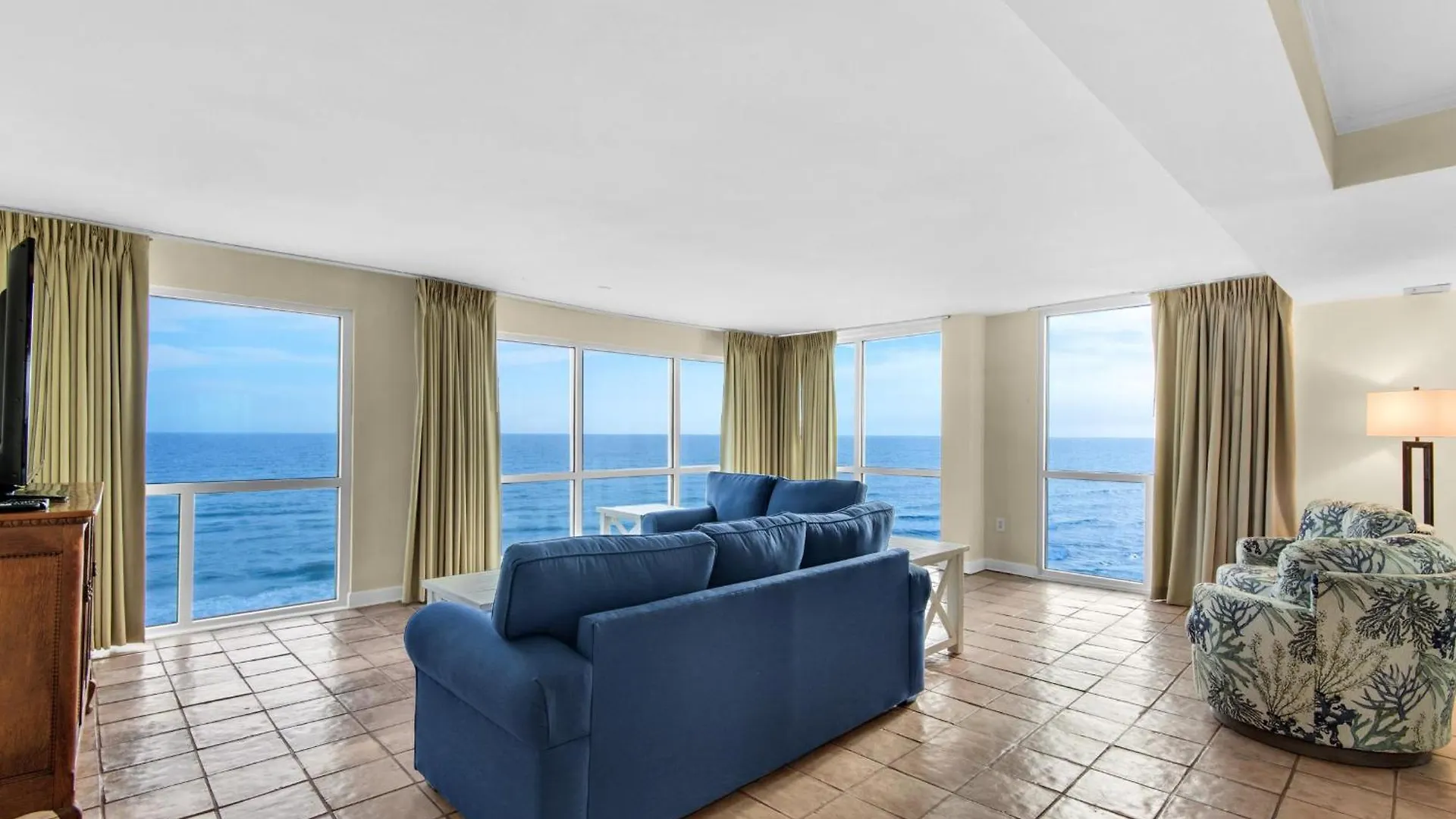 Shoreline Towers 1081