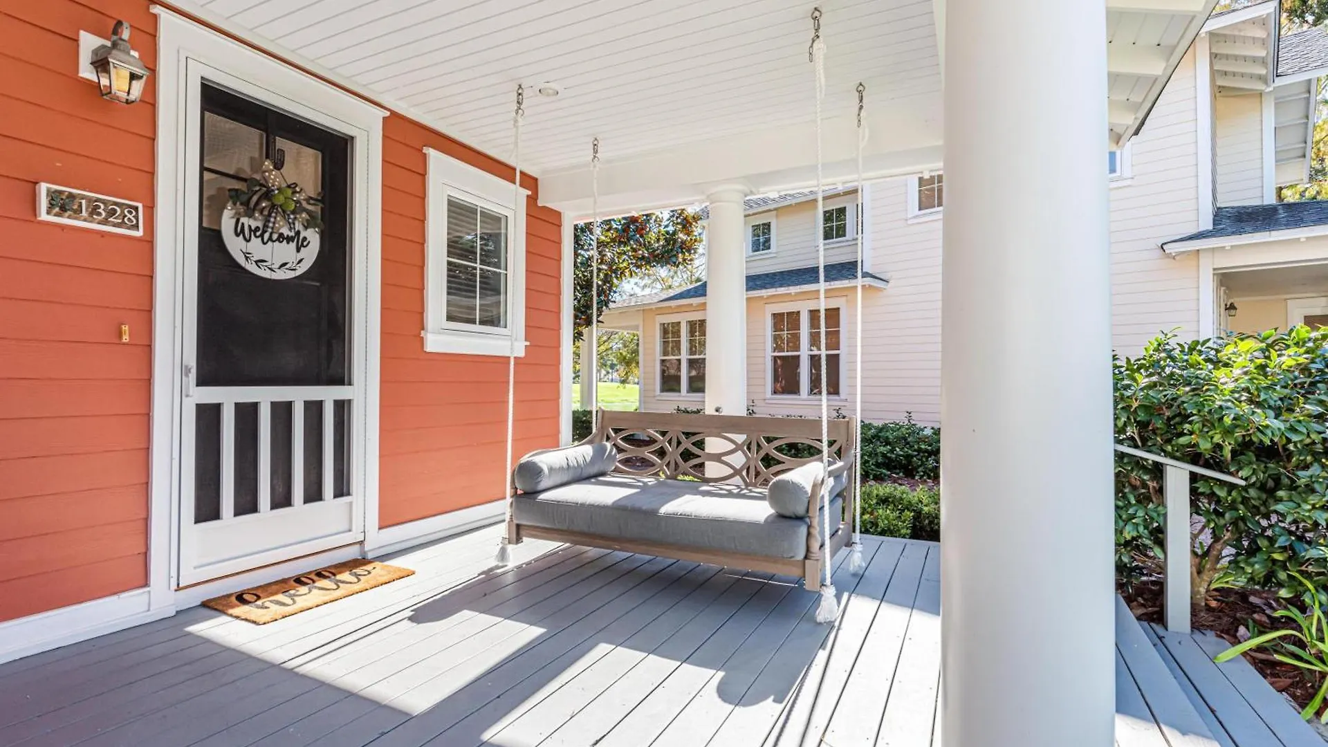 1328 Laurel Grove 'sea La Vie' *