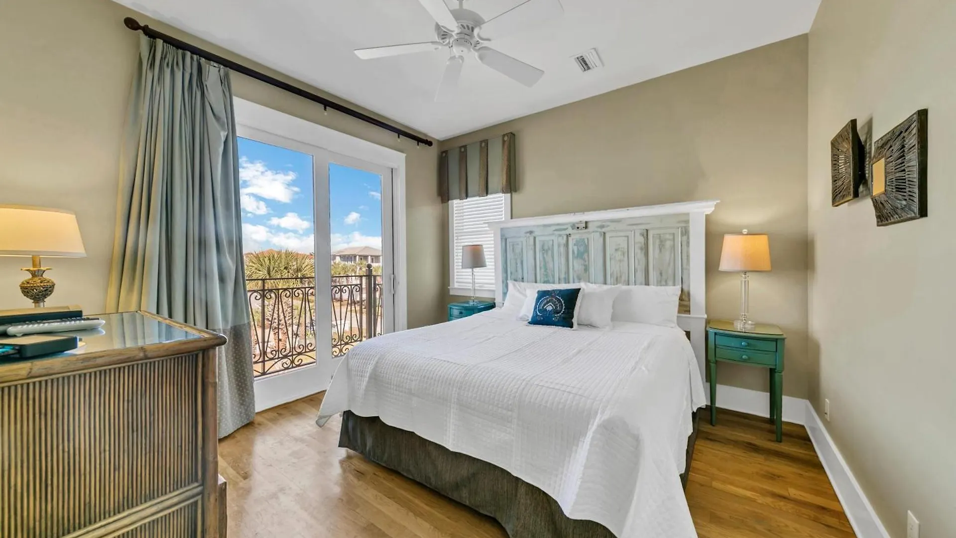 Royale Destin