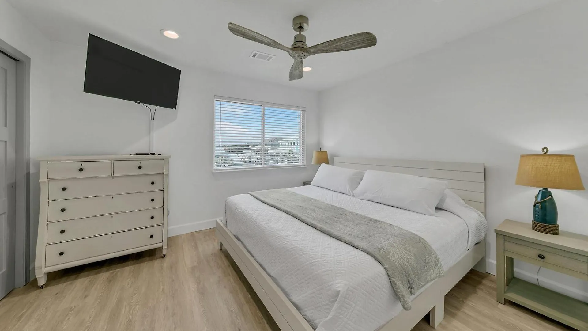 Summerhaven 4 *