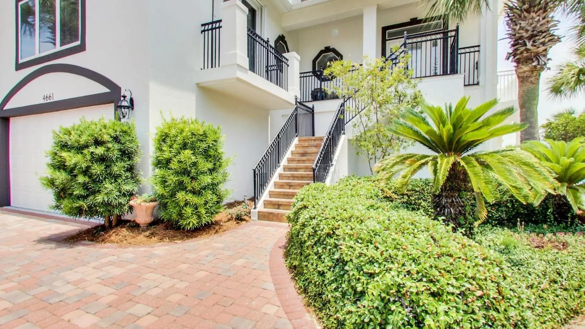 Bella Holiday home