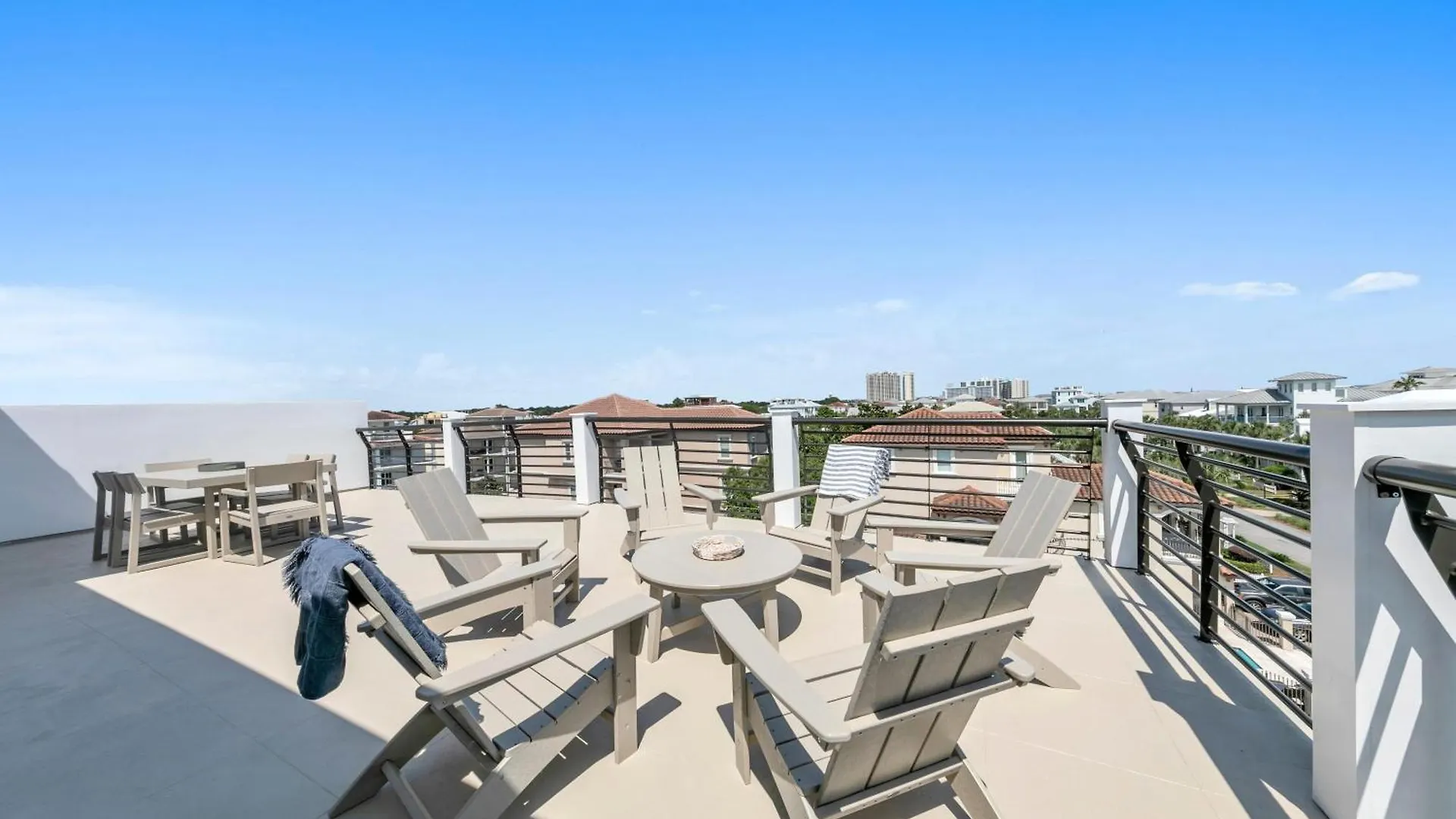 Barton Vista Del Mar