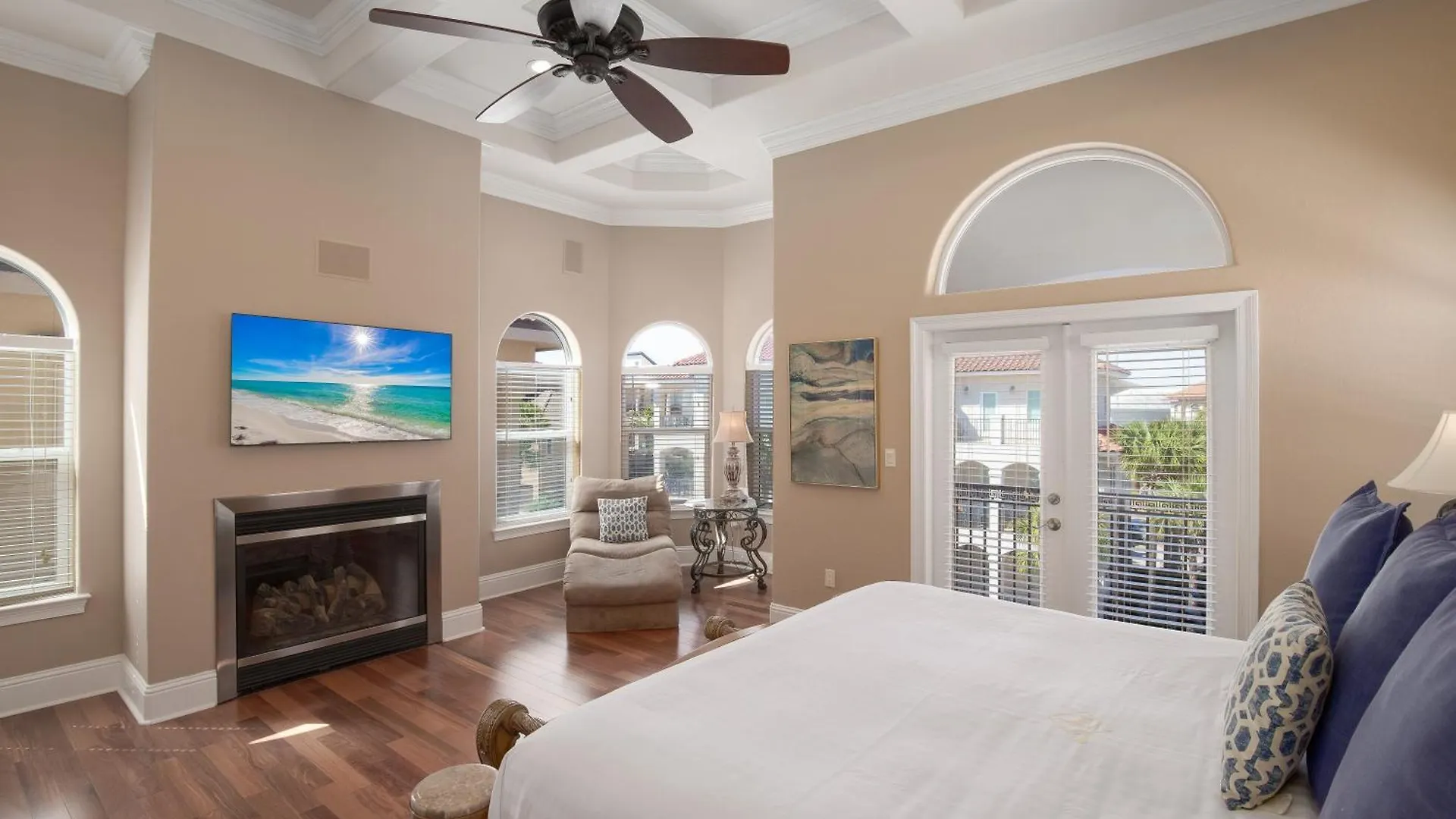 Holiday home Steps To Beach, Community Pool Hot Tub Destin