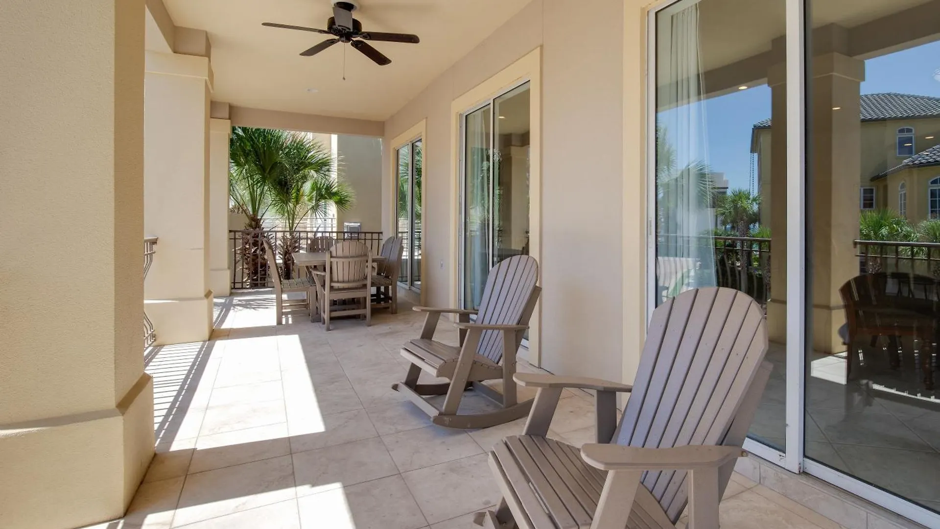 Golf Cart - Community Pool, Hot Tub And Holiday home