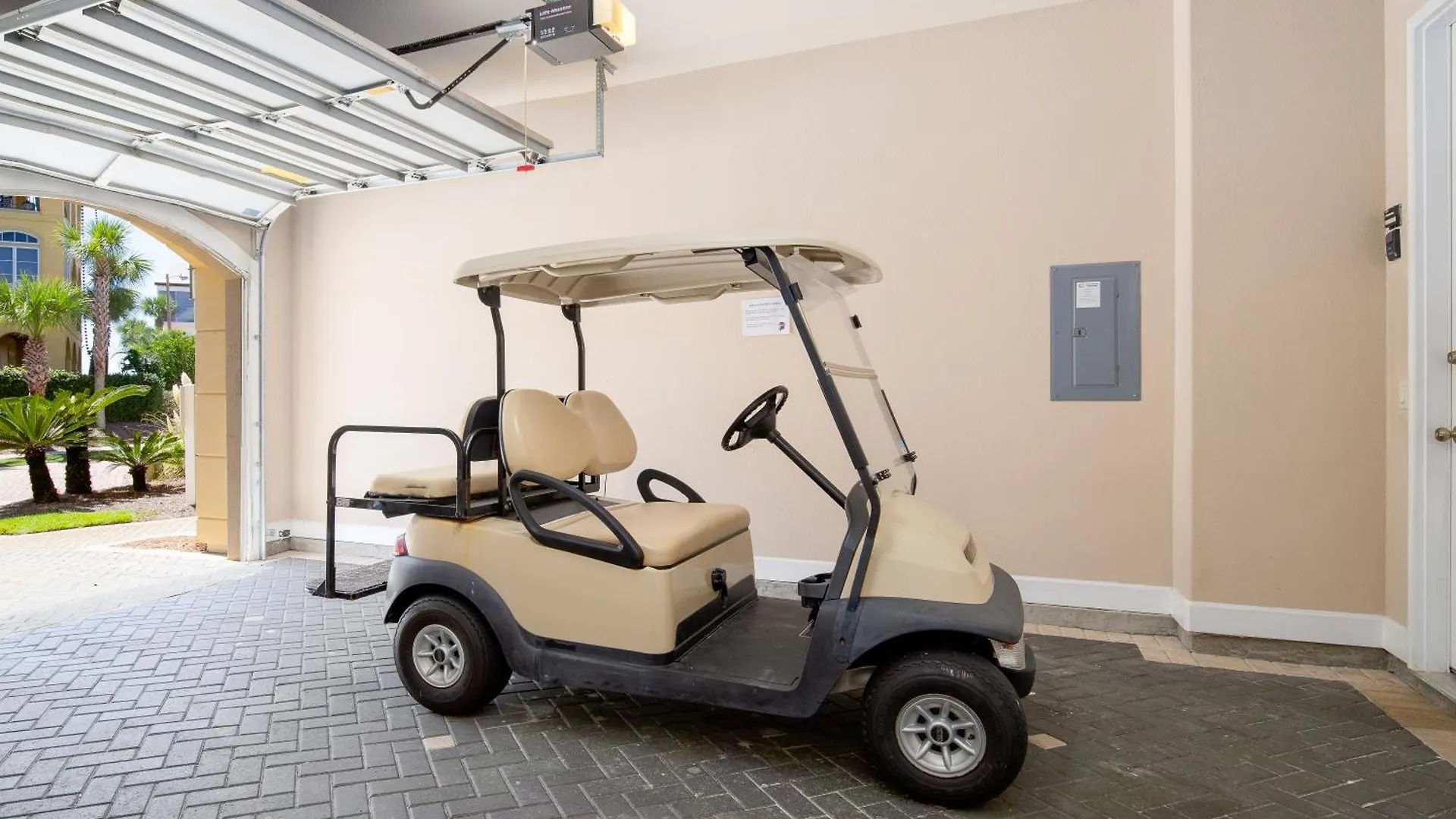 Golf Cart - Community Pool, Hot Tub And Destin