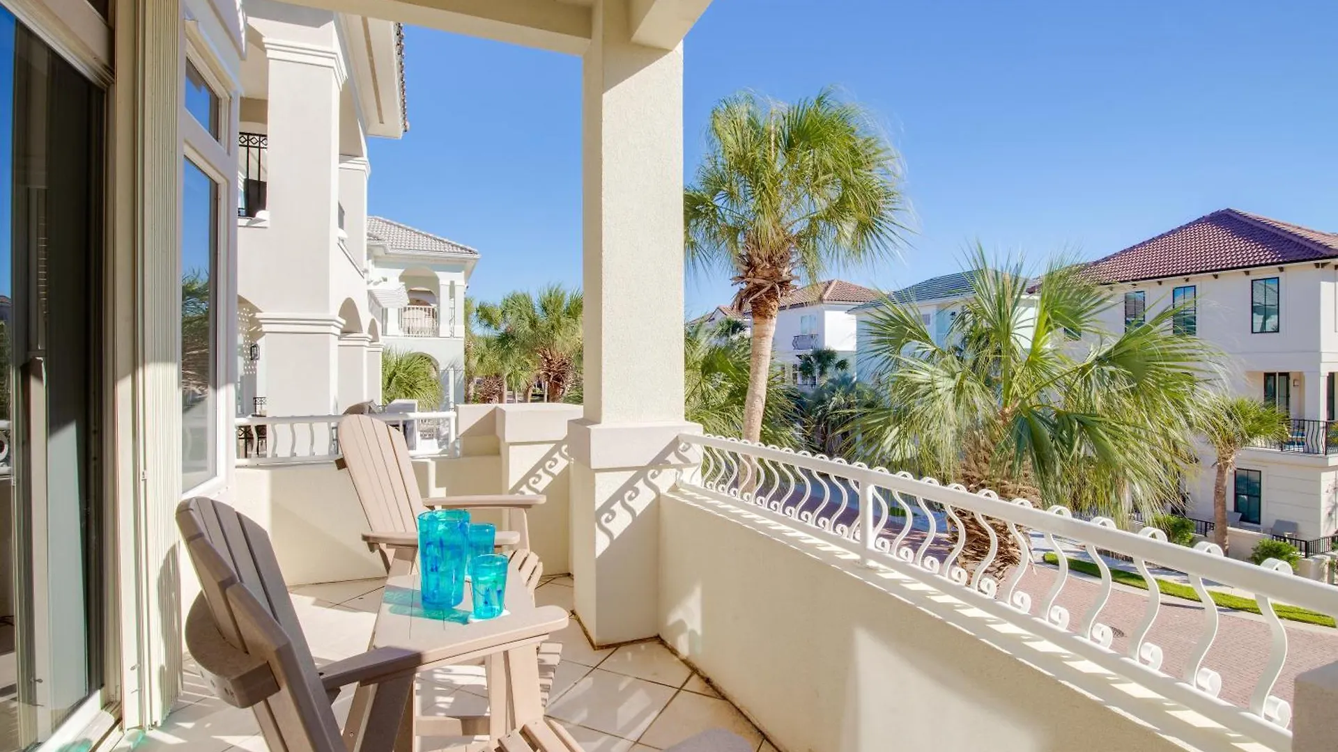 Community Pool, Hot Tub And - Outdoor Kitchen Holiday home *