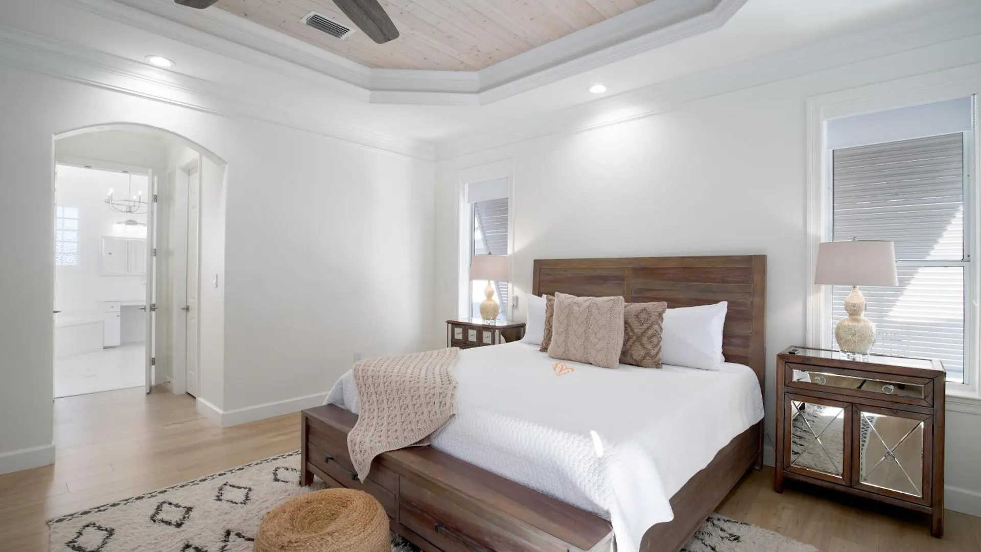 Community Pool, Hot Tub And - Outdoor Kitchen Destin