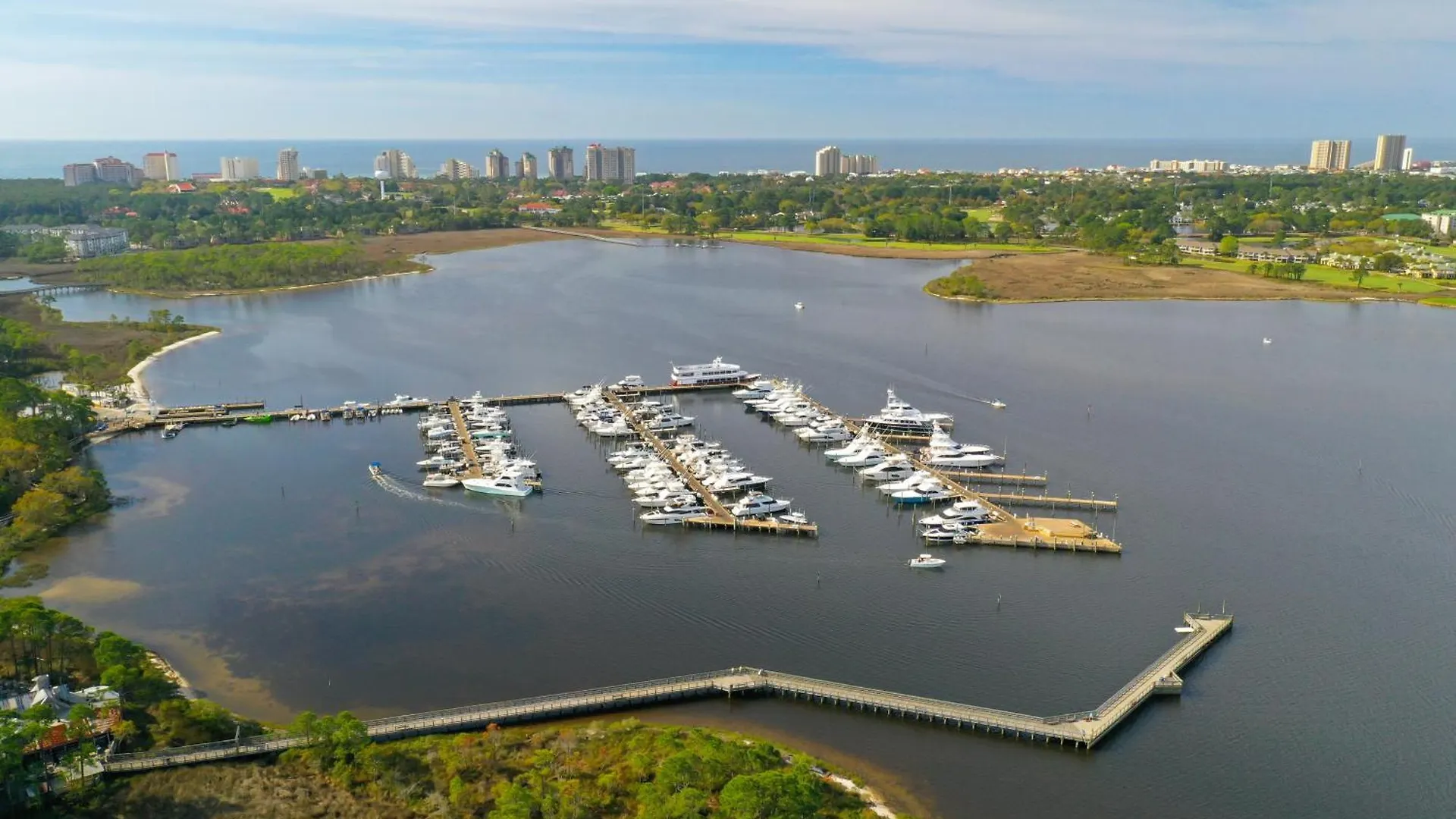 Pet Friendly - Near Amenities - Twelfth Hole Destin
