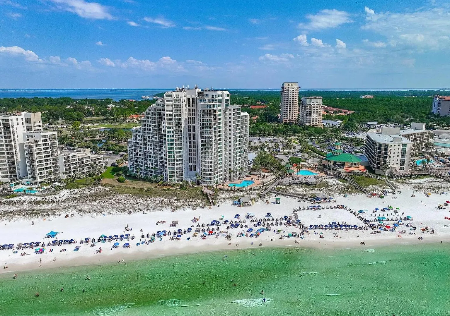 New Listing Awesome Luau * Destin
