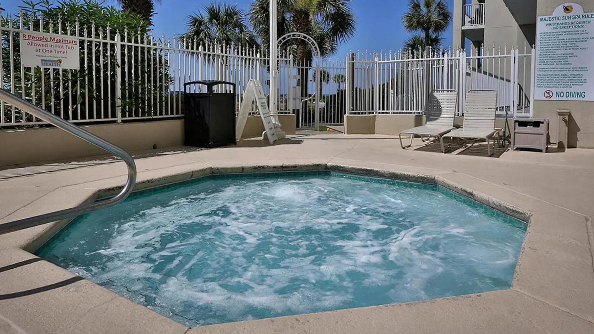 Apartment Majestic Sun A912 *