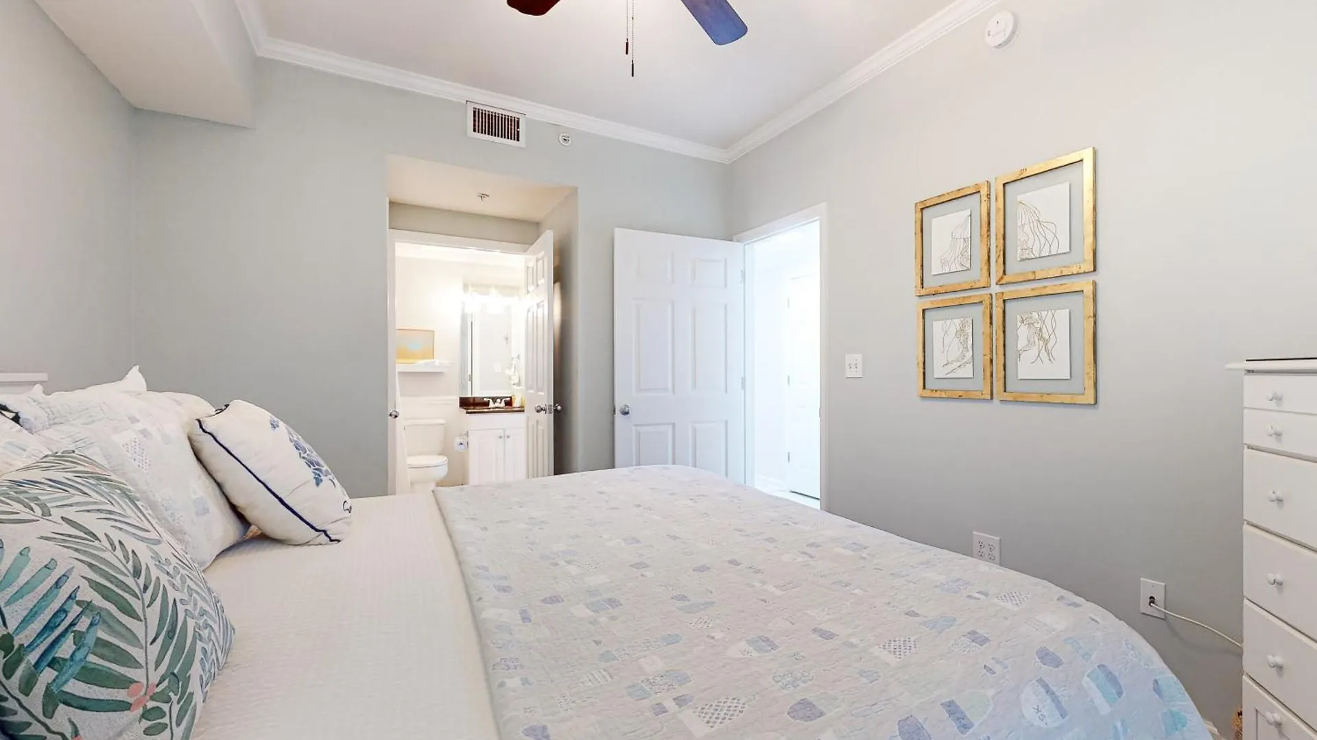 Apartment Majestic Sun A912 *