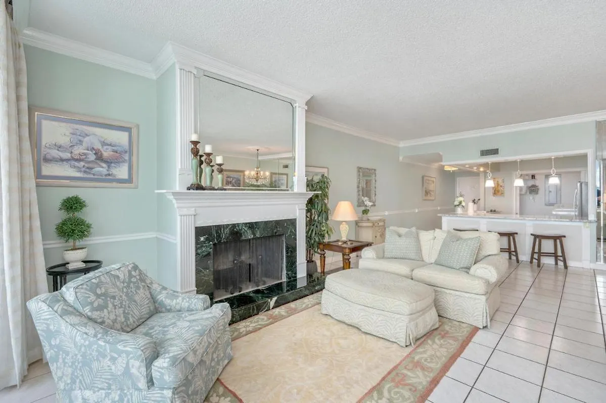 2122 Stunning Three-bedroom Penthouse Shoreline Towers 2122 Destin