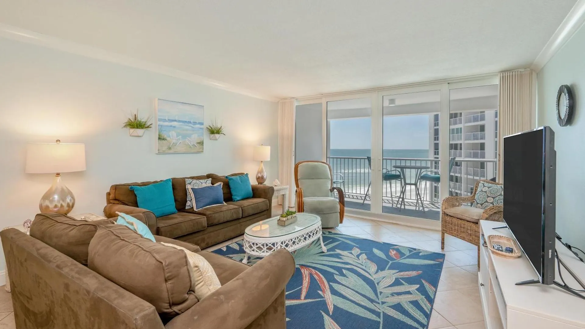 1095 Shoreline - Bedroom Front Free Setup Holiday home Destin