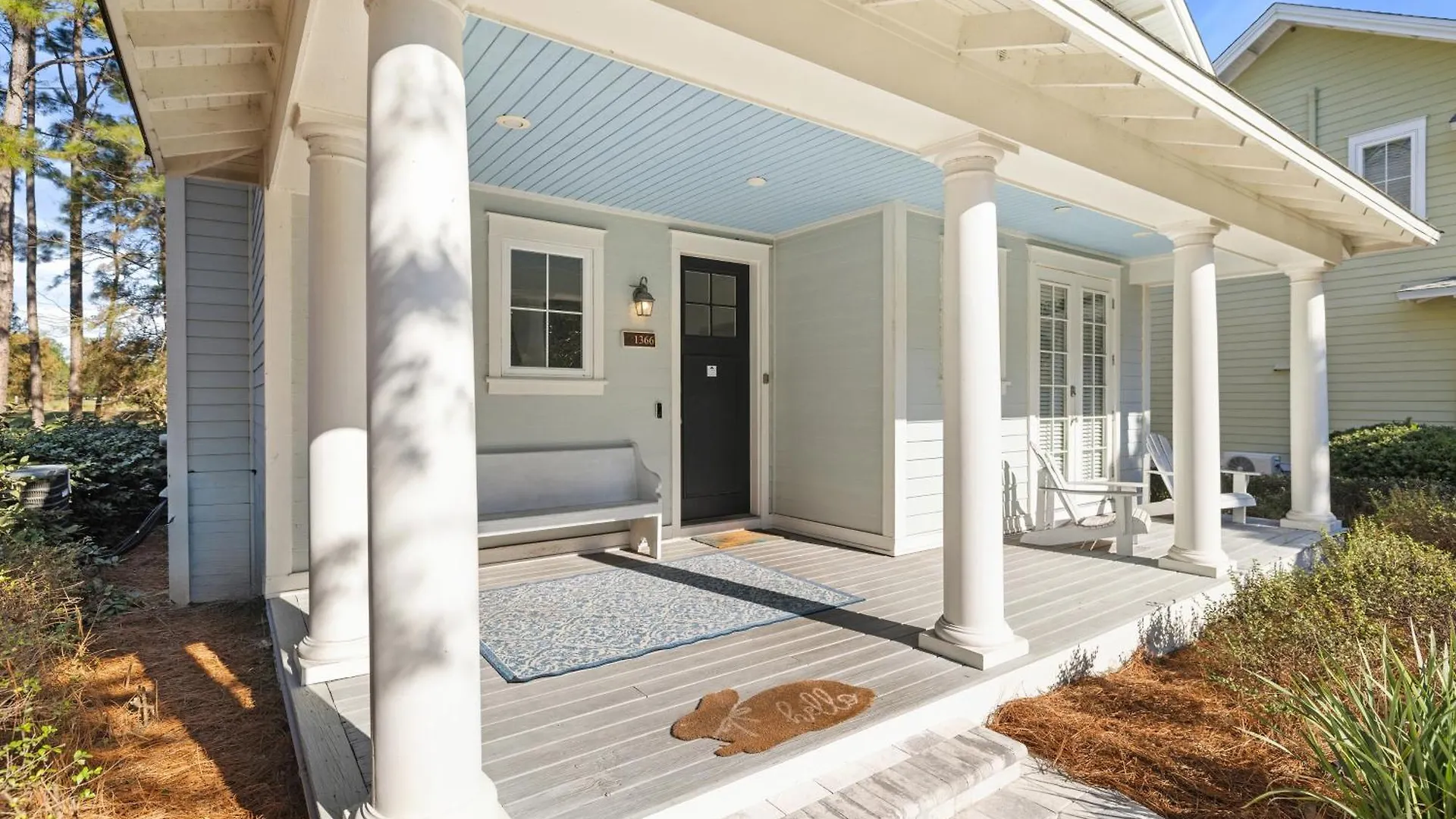 1366 Laurel Grove *