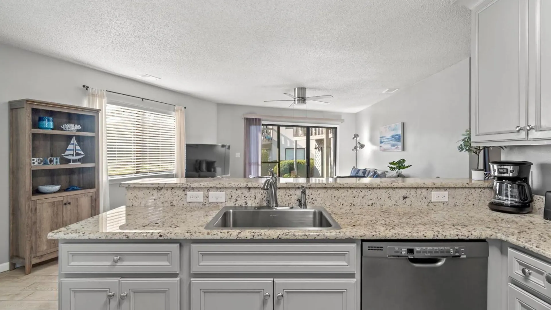 Outdoor Pool Private Patio Pet Friendly * Destin
