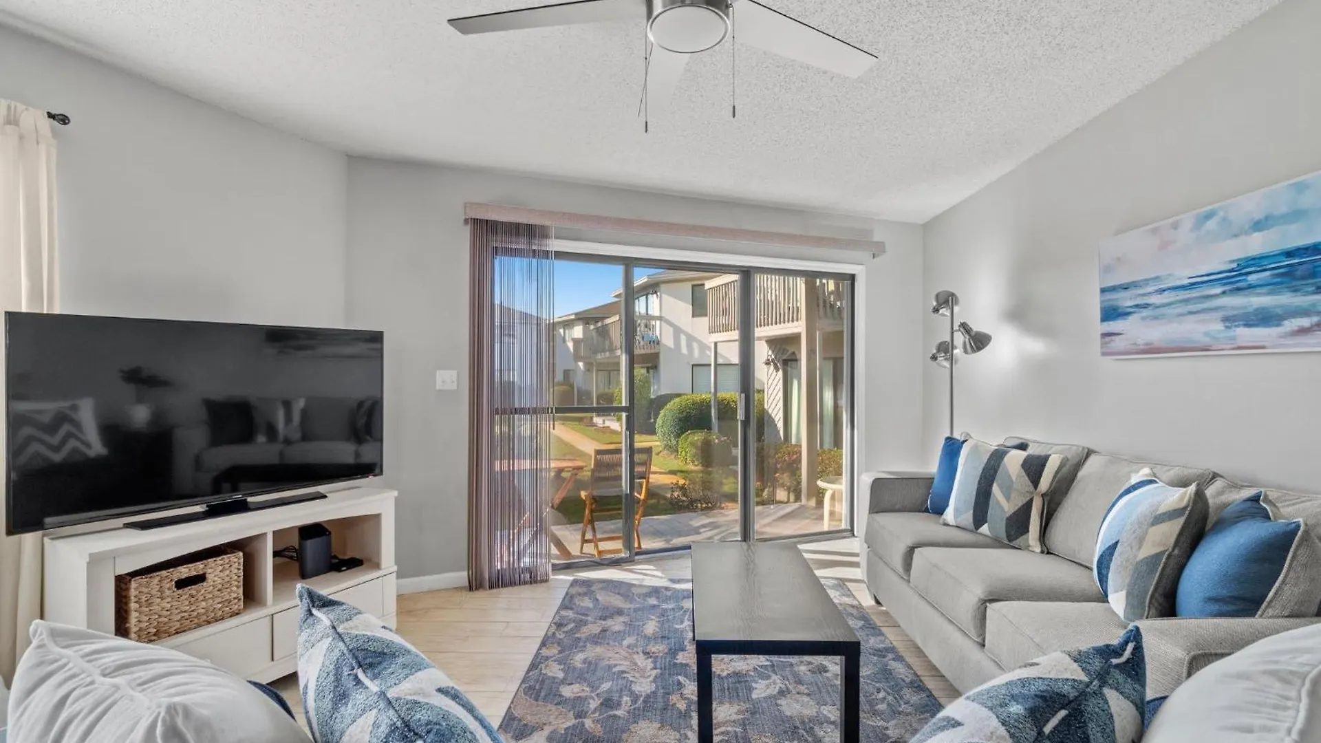 Holiday home Outdoor Pool Private Patio Pet Friendly *