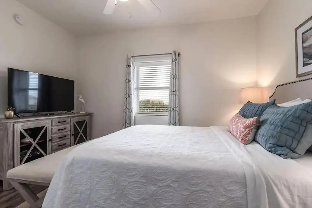 Miramar - Steps From Private Access! Apartment Destin