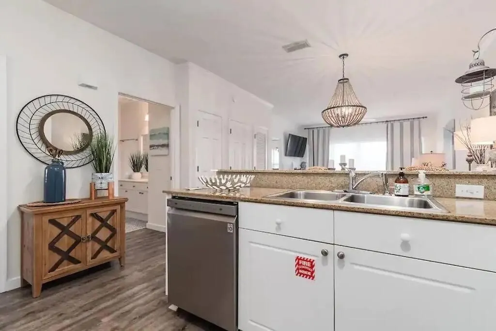 Miramar - Steps From Private Access! Destin