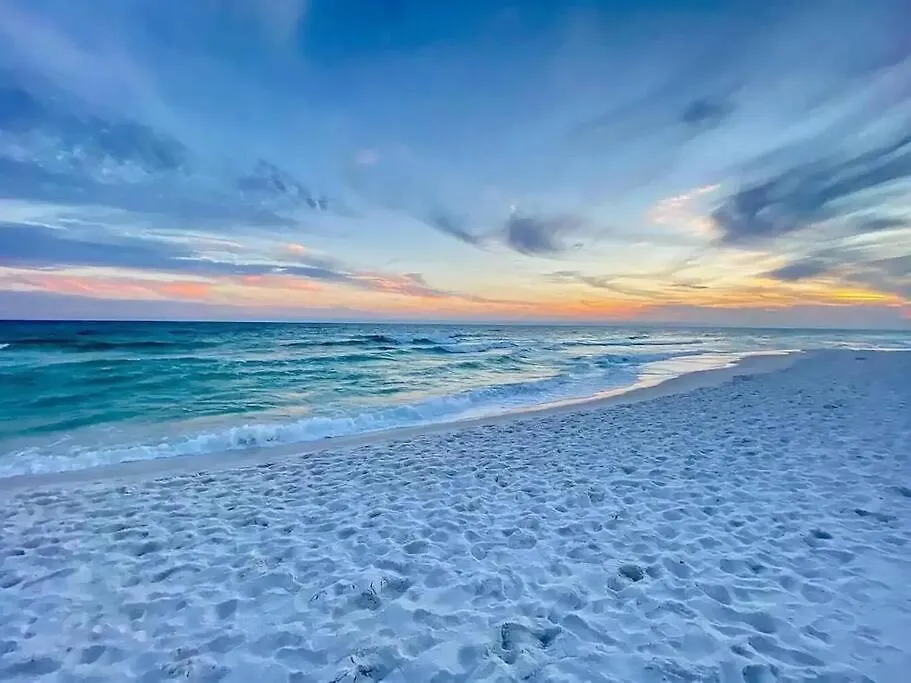 Miramar - Steps From Private Access! *