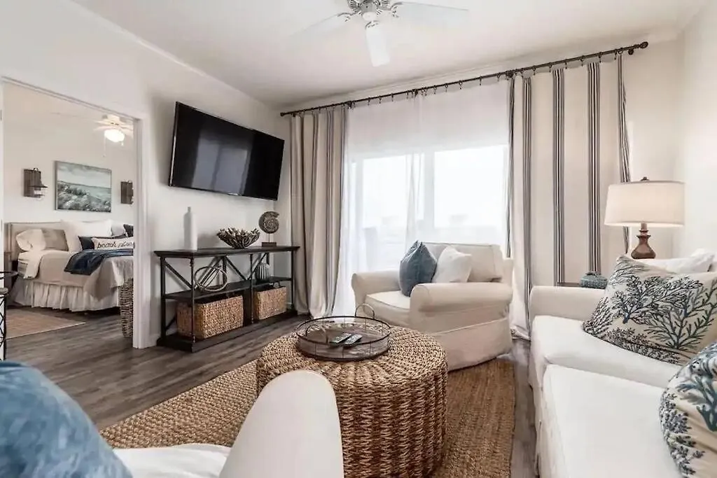 Miramar - Steps From Private Access! Destin