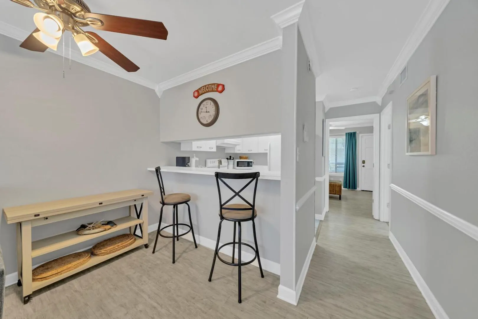 Sandprints Ii B-1 Sleeps 4 Close To Holiday home
