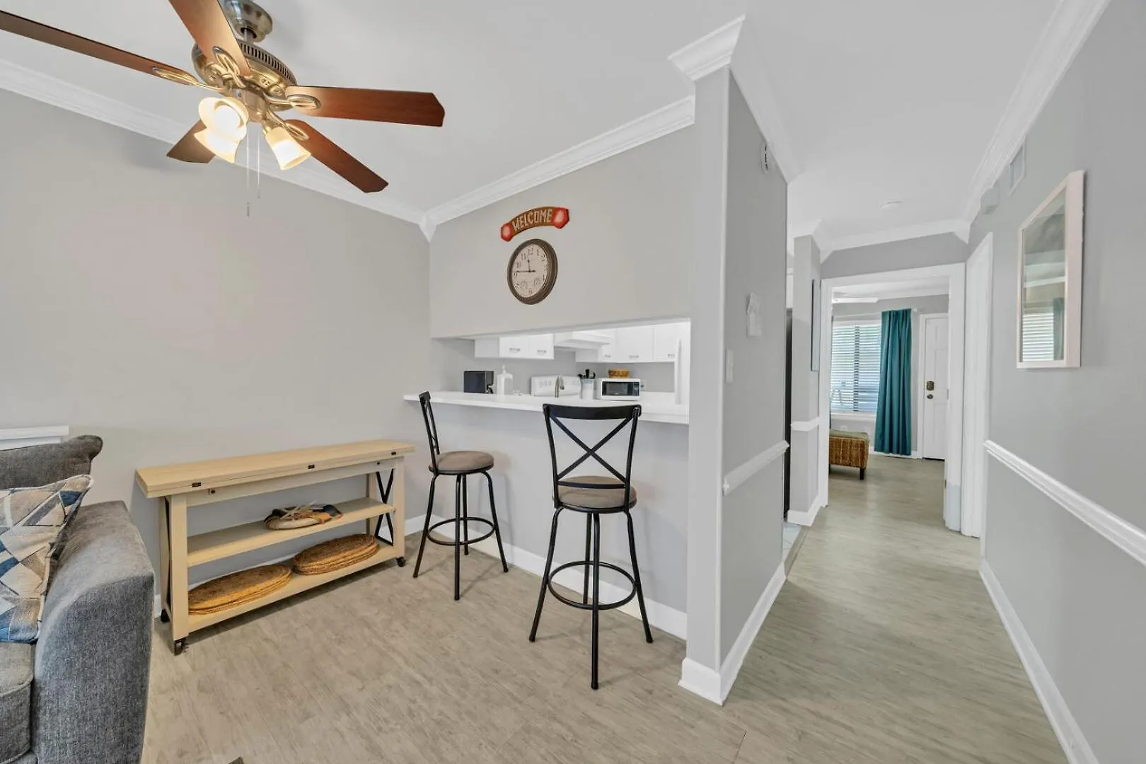 Sandprints Ii B-1 Sleeps 4 Close To Holiday home Destin
