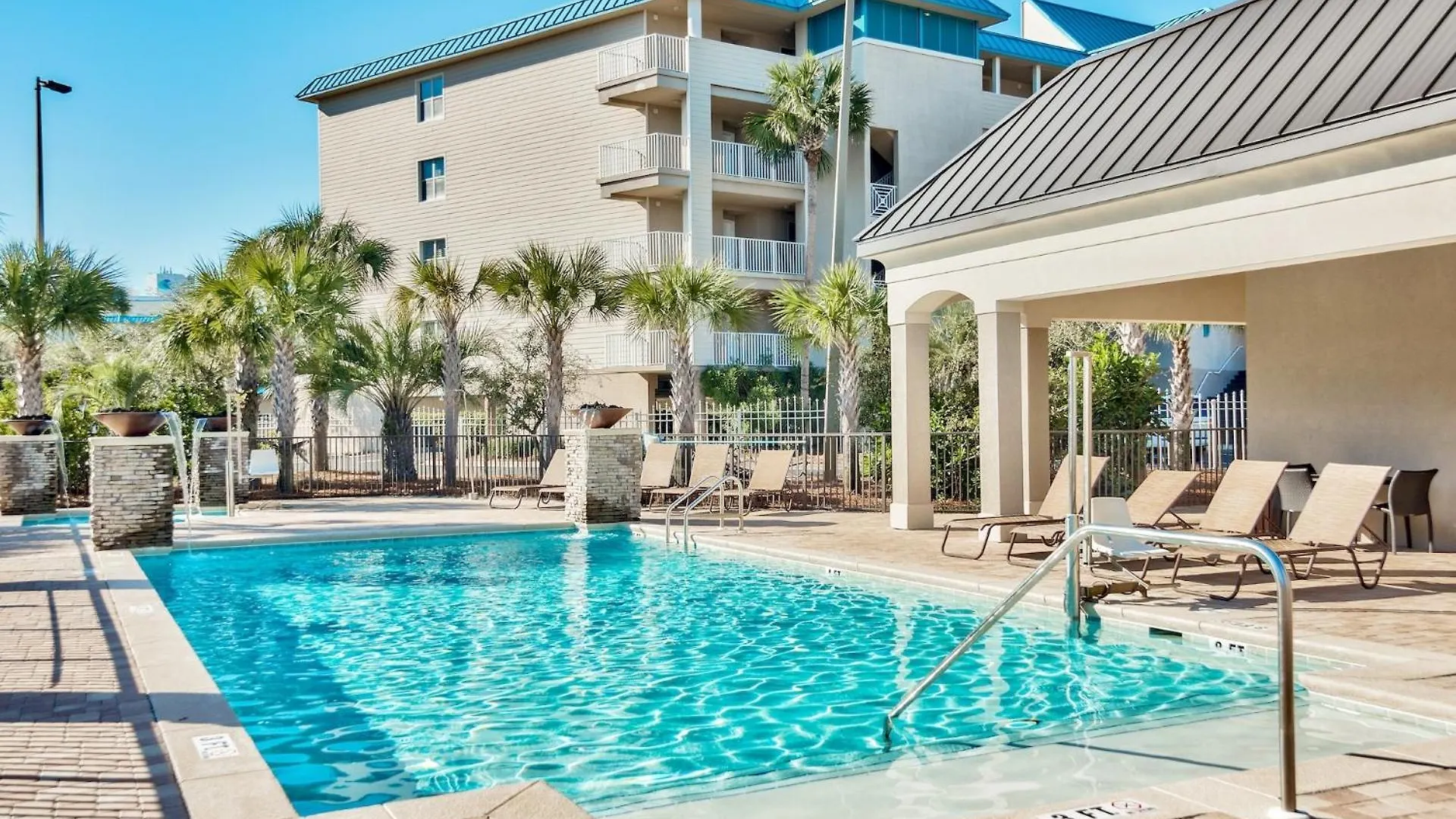 Oceanic Oasis Aparthotel