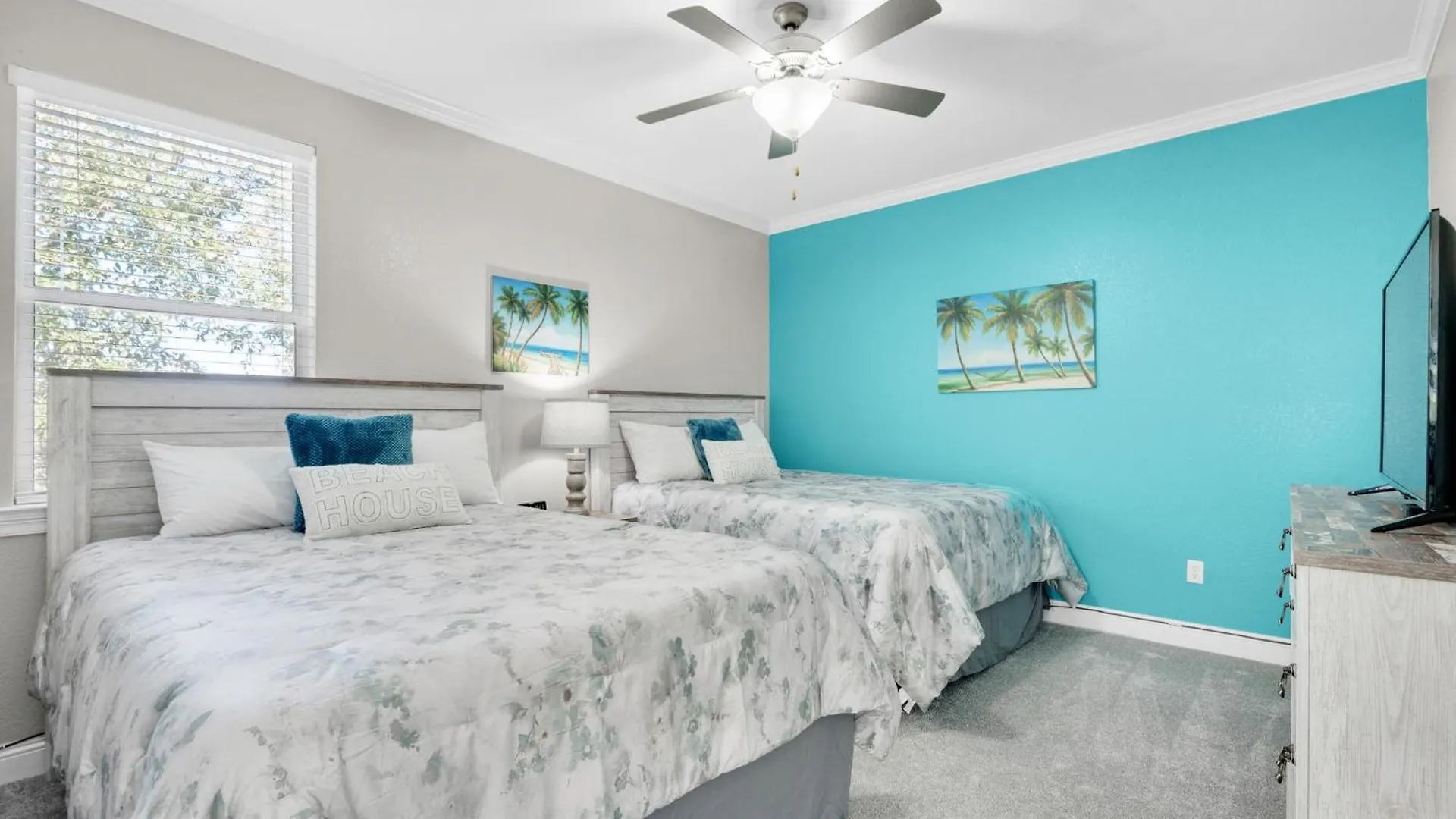 Turquoise Waters Holiday home
