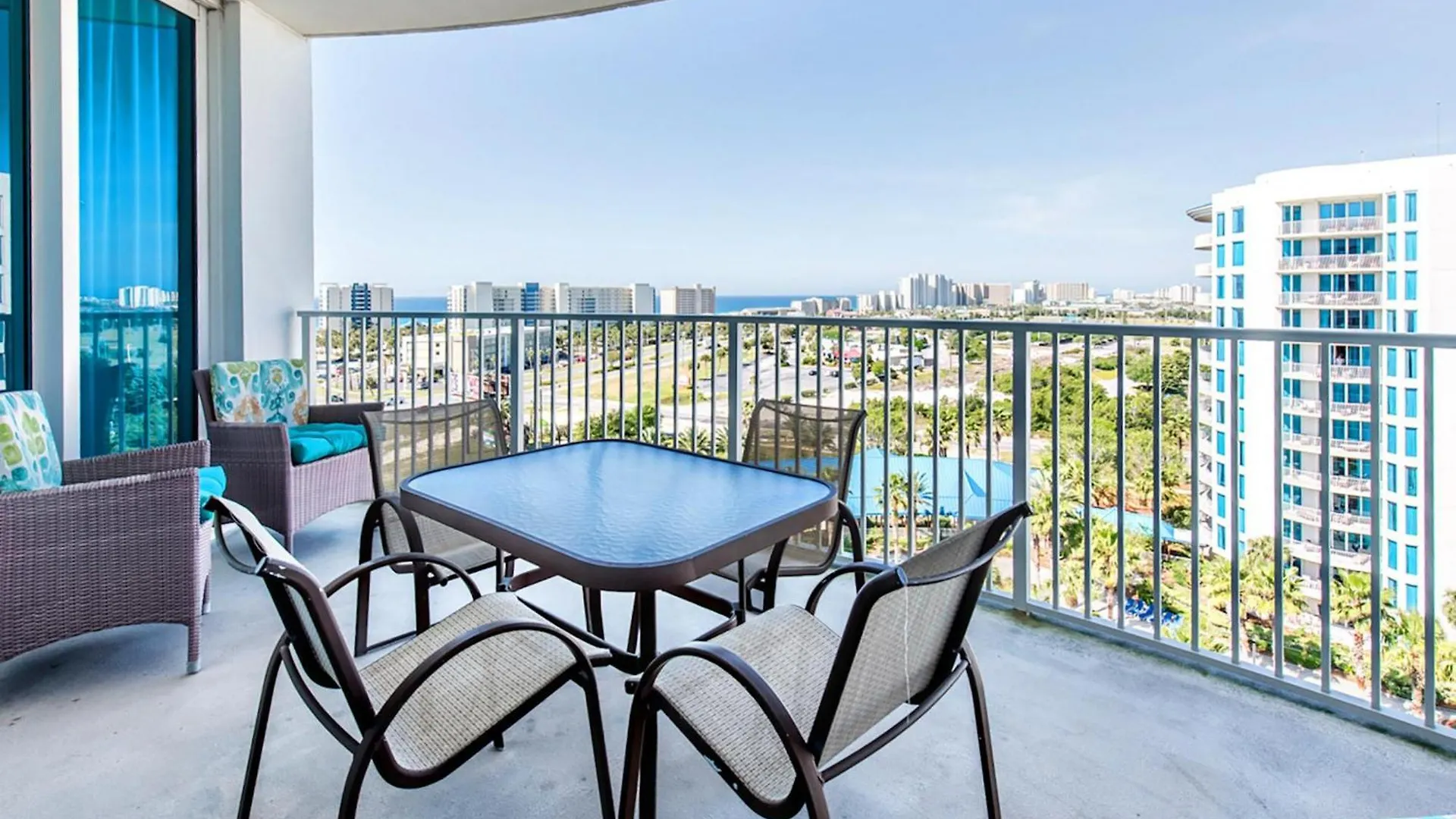 Palms #11015 Full 2 Bedroom Apartment *