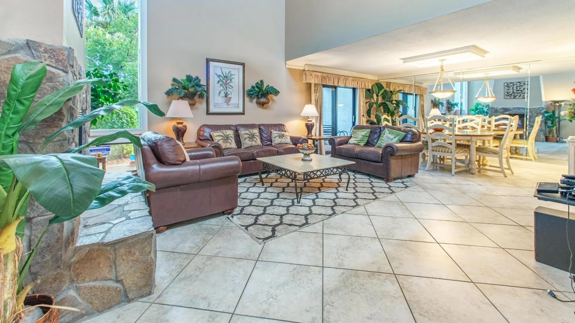 Shoreline Towers Townhouse 4-3 Destin