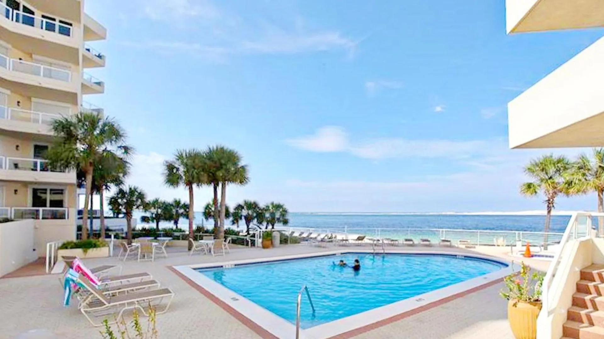 East Pass 208 Destin