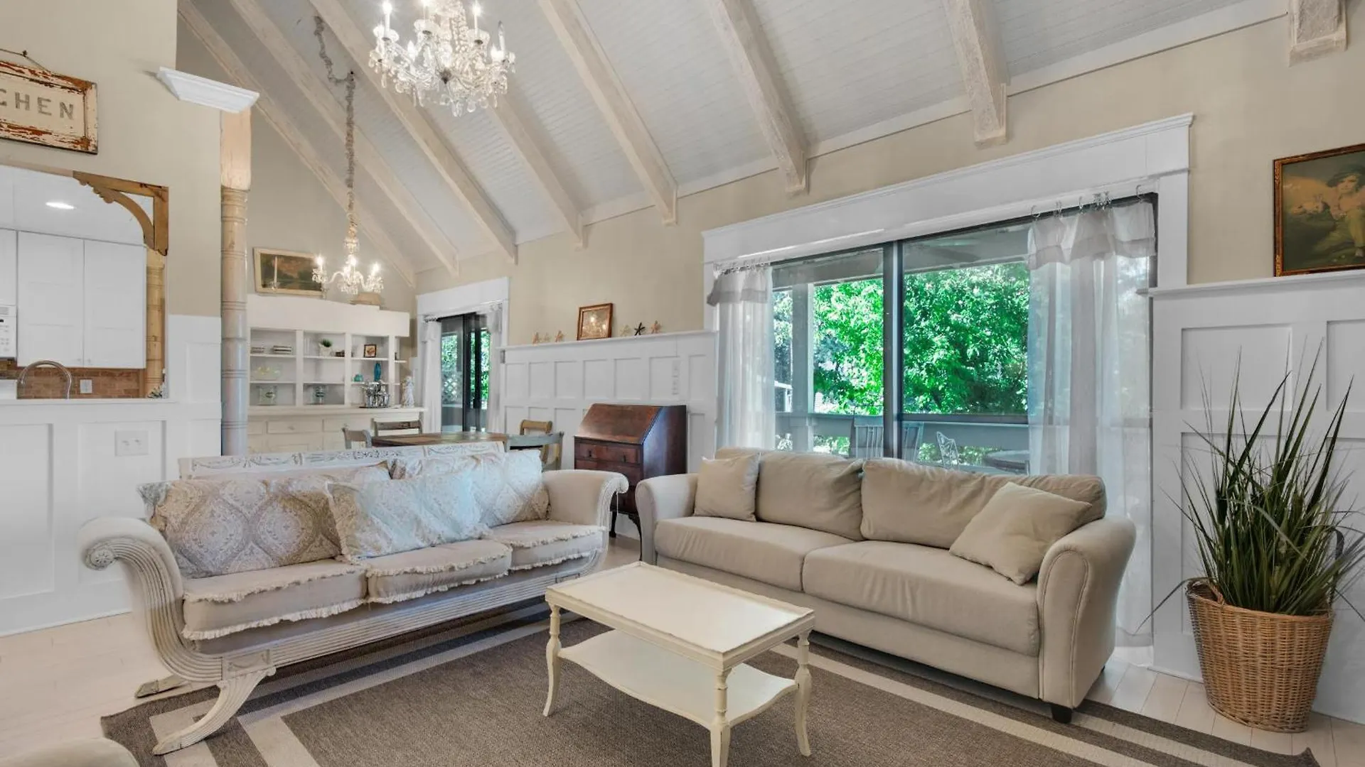 Seascape Golf Coconut Apartment