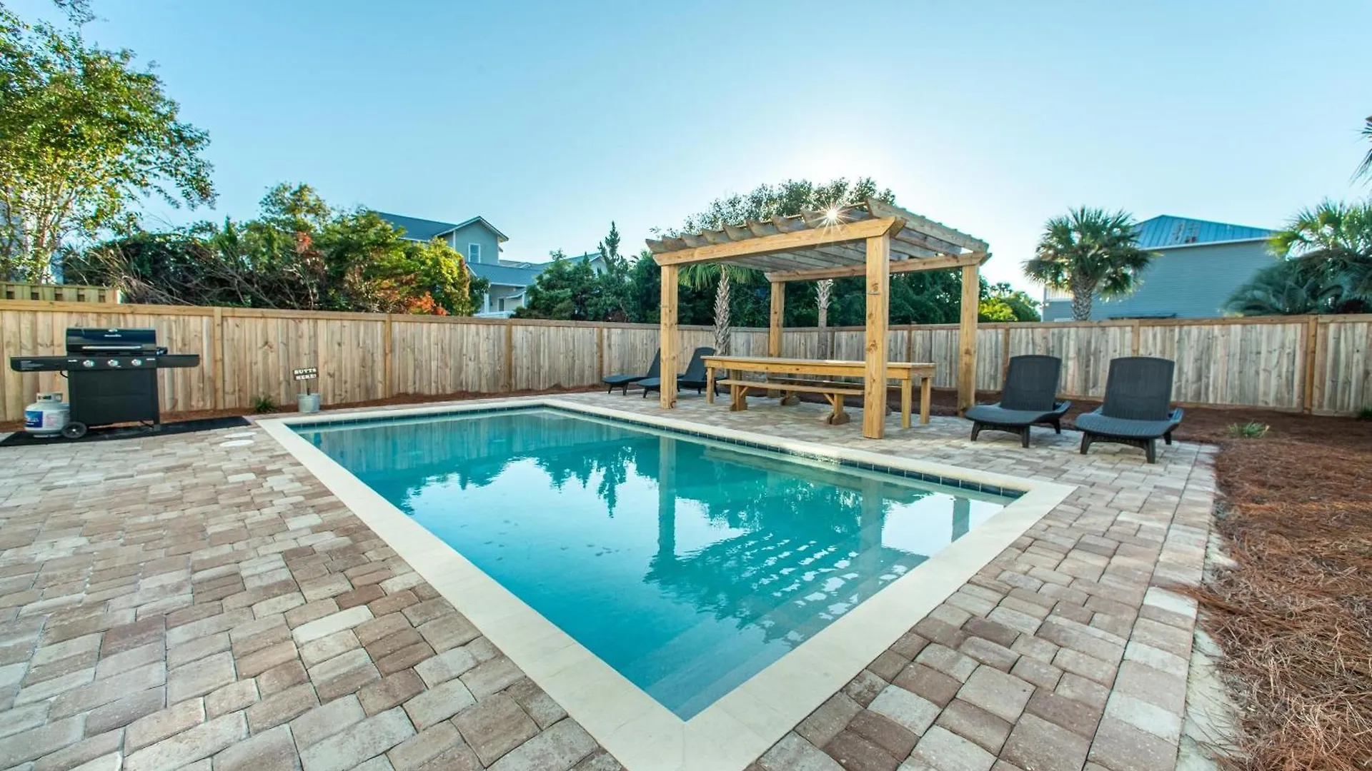 Fins Up Holiday home *