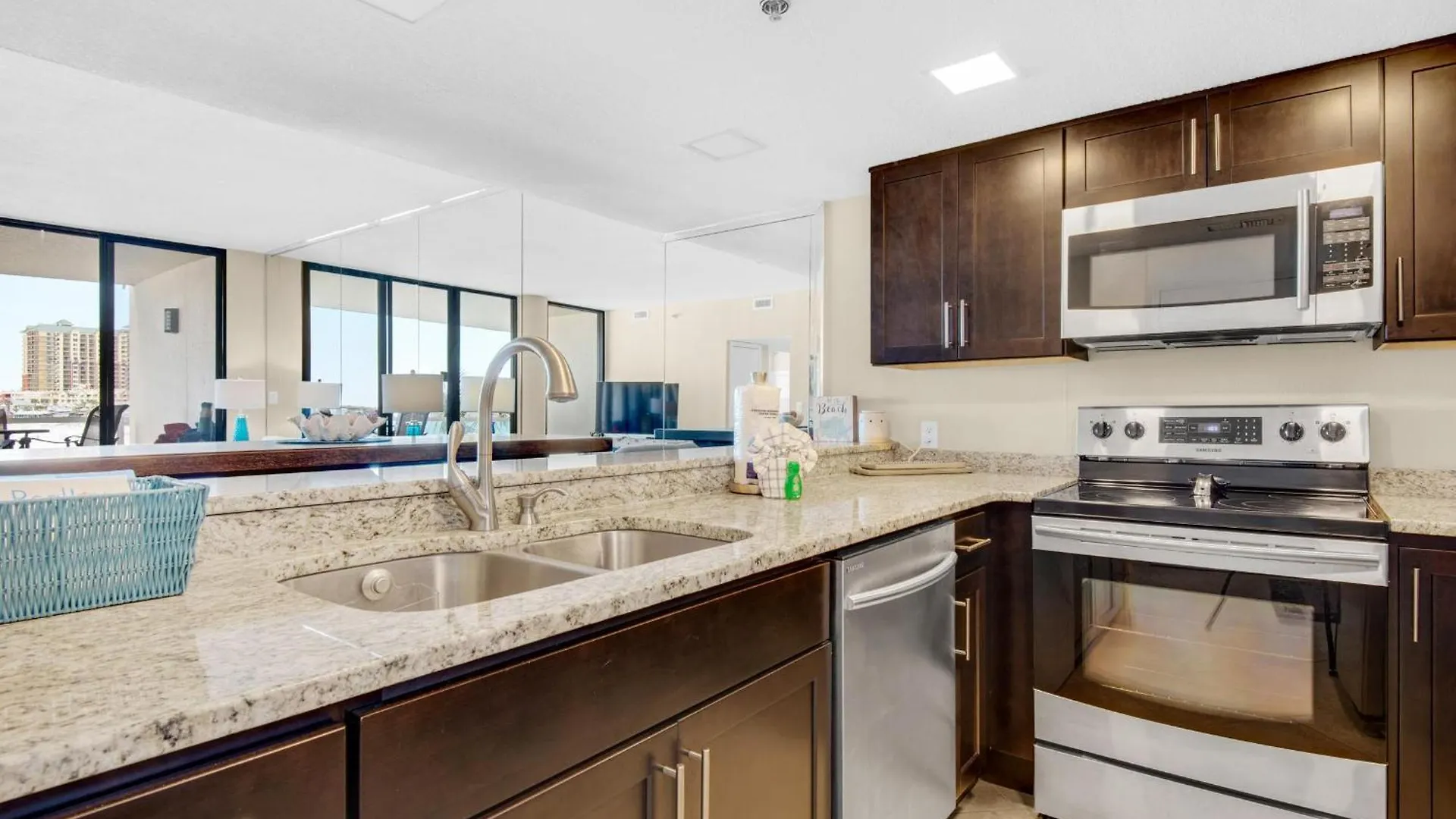 East Pass 209 Apartment Destin