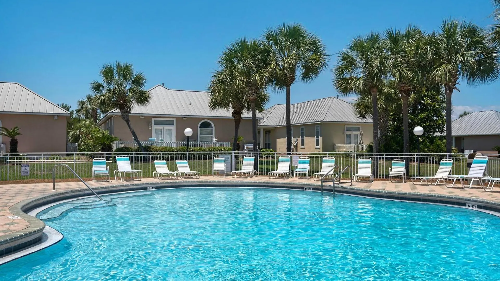 Sandy Pelican Holiday home *