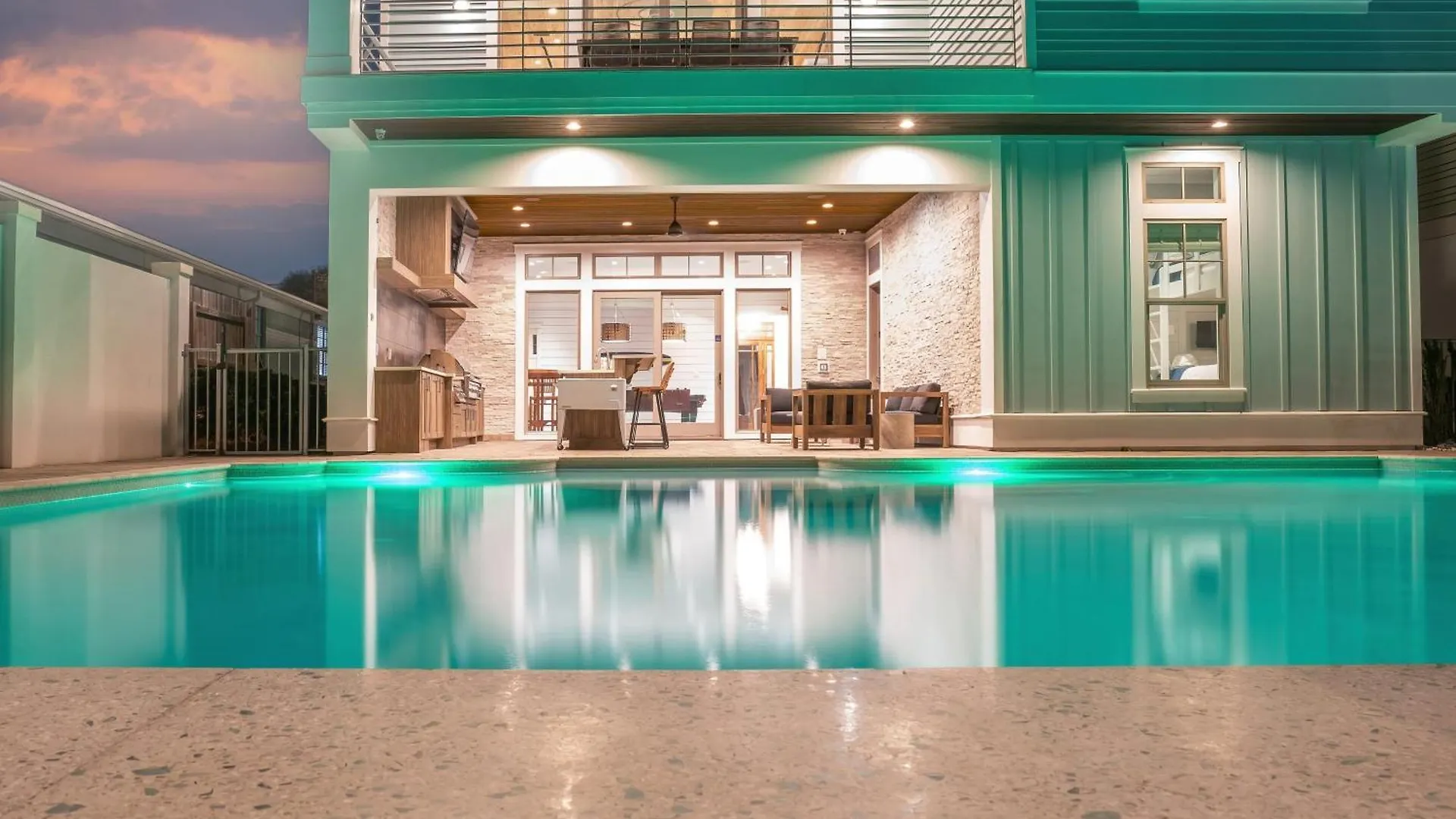 Monarch By Avantstay Breathtaking Estate W Access Swim Up Bar Hot Tub Rooftop Views * Destin