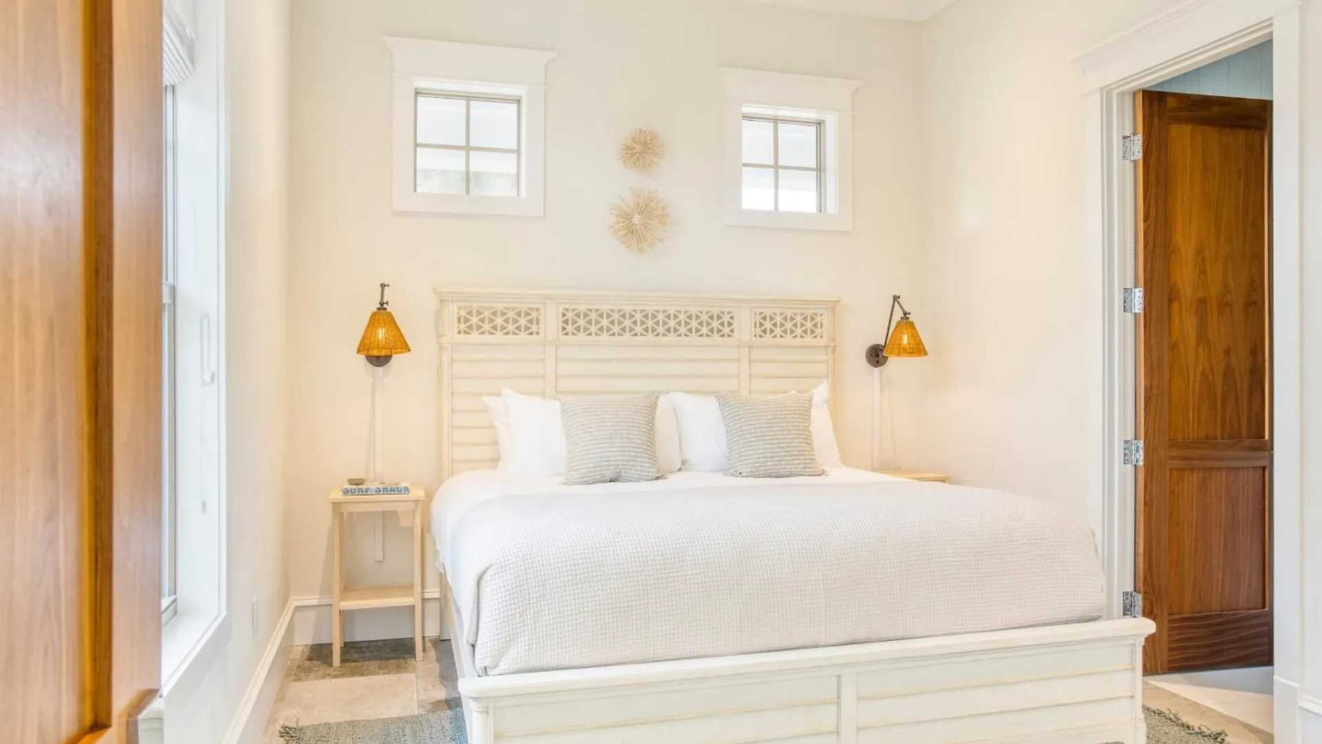 Monarch By Avantstay Breathtaking Estate W Access Swim Up Bar Hot Tub Rooftop Views