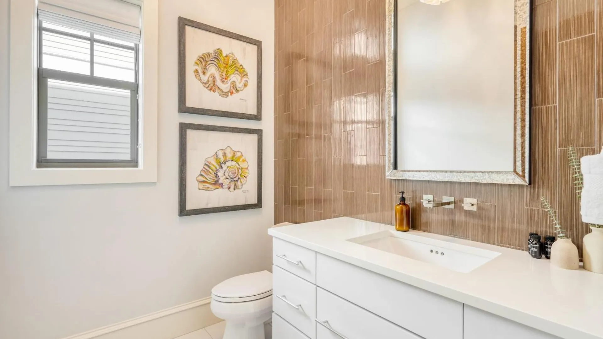 Monarch By Avantstay Breathtaking Estate W Access Swim Up Bar Hot Tub Rooftop Views Destin