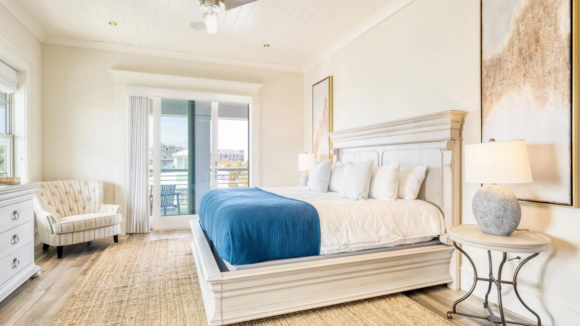 Monarch By Avantstay Breathtaking Estate W Access Swim Up Bar Hot Tub Rooftop Views Holiday home *