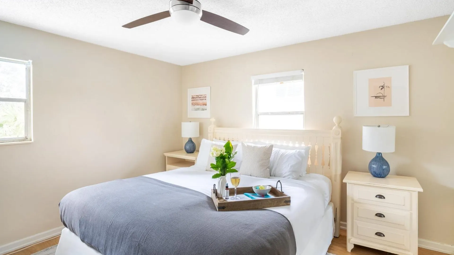 Holiday home Harper By Avantstay Beautiful W Pool Walk To The