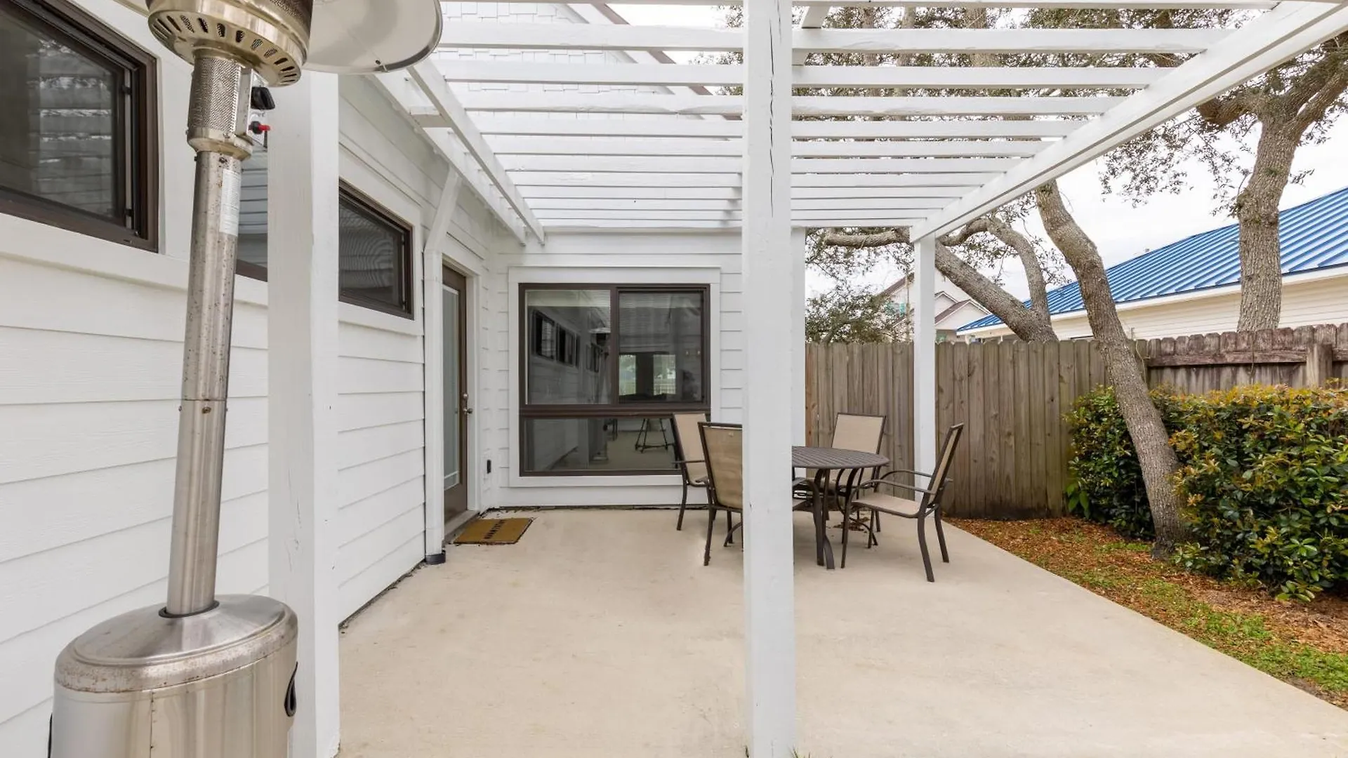 Pelican Retreat By Avantstay 5 Mins To Pet Friendly W Pool Bbq Holiday home *