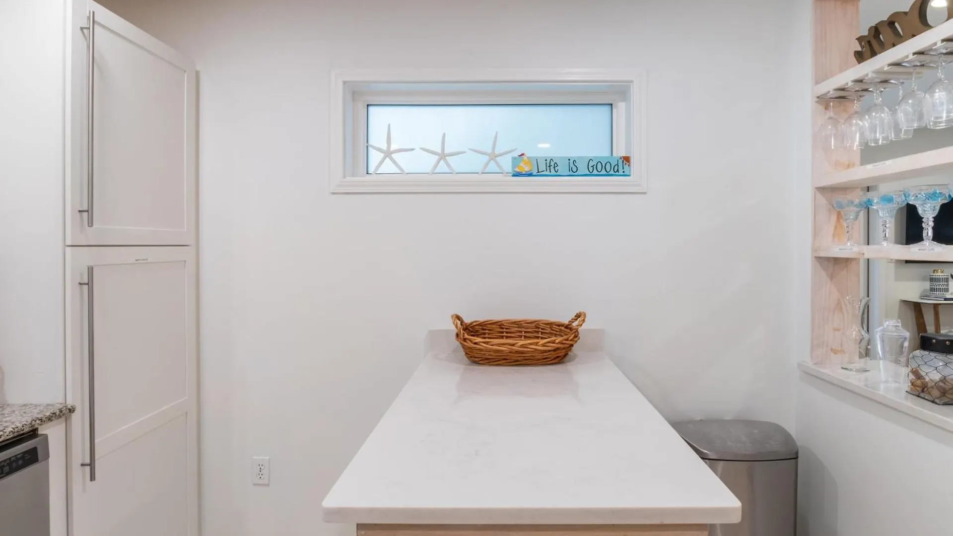 Dolphin By Avantstay 2 Mins Walk To W Pool Large Outdoor Entertaining Area * Destin